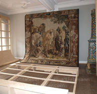Ausstellungsaufbau von Tapisserien im Schloss Schwarzenberg, Murau